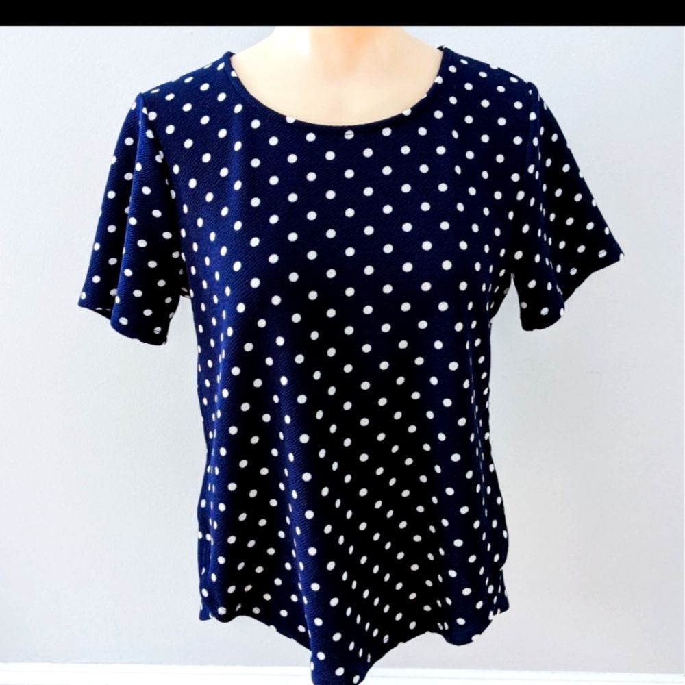 Green Envelope Women's Navy White Polka Dot Top Size Small